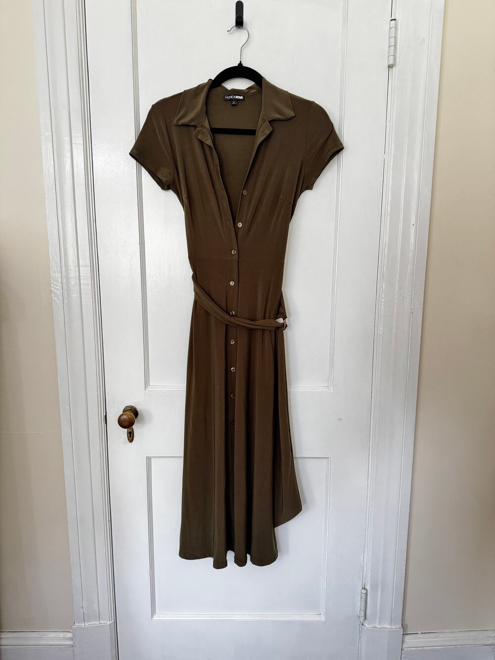 Olive Elise Button up Midi Dress Fashion Nova size M